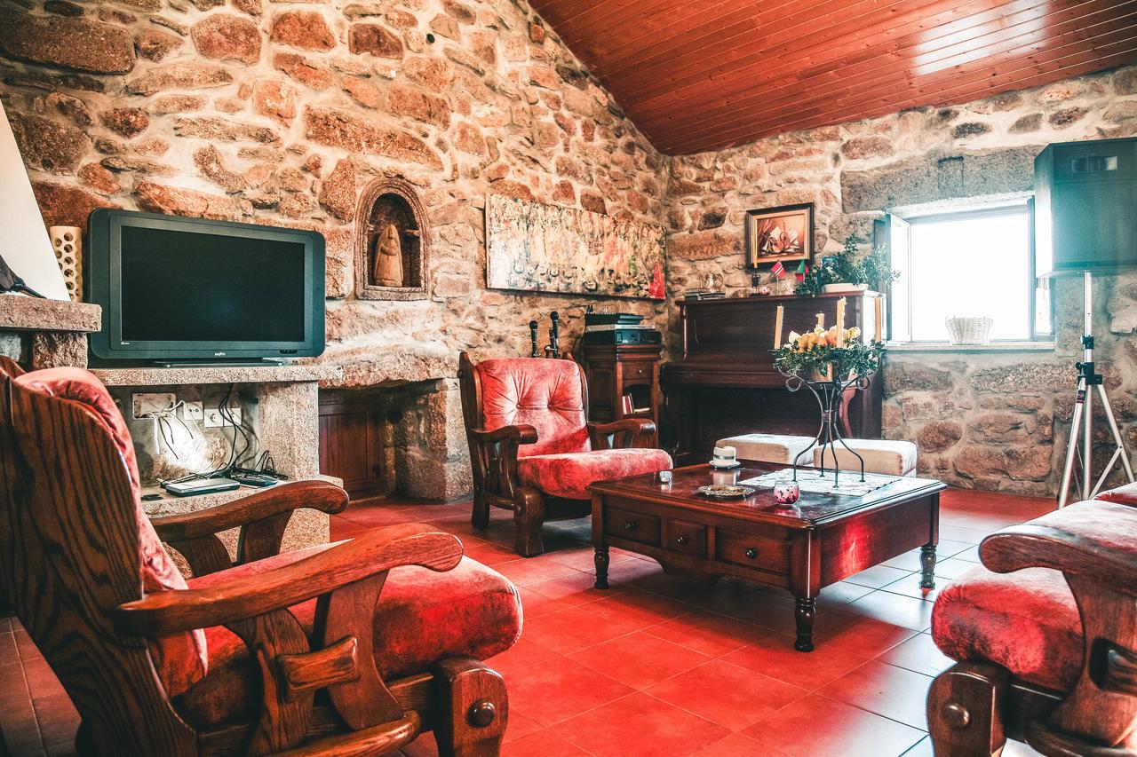 Aldeia Do Codecal Guest House Codecal  Bagian luar foto